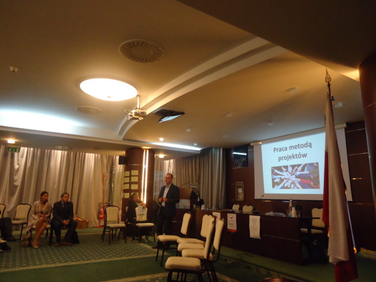 2014.10.26-Konferencja Nauczycieli Polonijnych w Neapolu - część II (26.X-27.X (25)